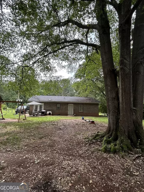 Exterior - 133 Robert Taylor Rd, Lagrange, GA 30240 photo 6 of 10