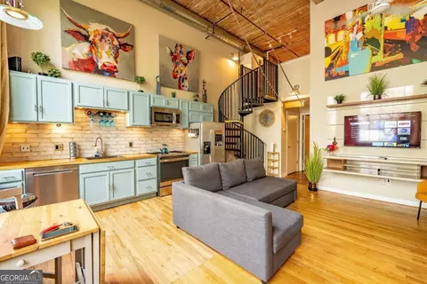 10 James St #11B, Hampton, GA 30228