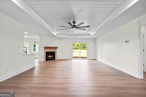 Living - 309 Abbott Rd, Barnesville, GA 30204 photo 1 of 3