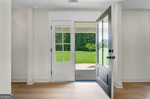Entry Way - 309 Abbott Rd, Barnesville, GA 30204 photo 1 of 2