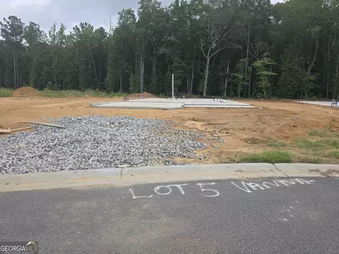 1093 Jeannine Ln, Winder, GA 30680