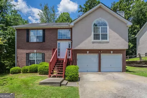 999 Brecken Ln, Lithonia, GA 30058