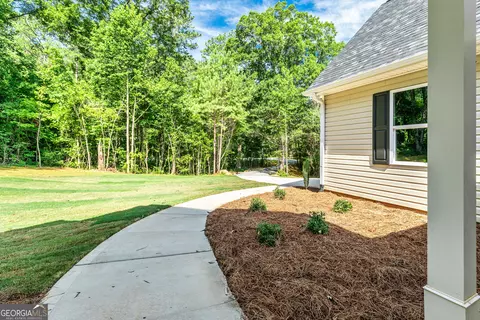 Exterior - 148 David Elder Rd, Griffin, GA 30223 photo 2 of 11