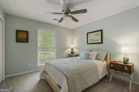 Bedroom - 554 Waterview Dr, Lagrange, GA 30240 photo 3 of 3