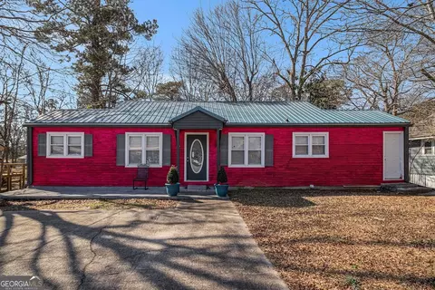 139 Newnan Rd # B, Carrollton, GA 30117