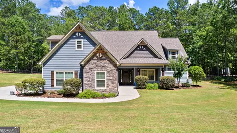 1885 Bradbury Rd, Grantville, GA 30220