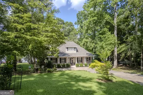 2298 Lakecrest Dr, Sparta, GA 31087