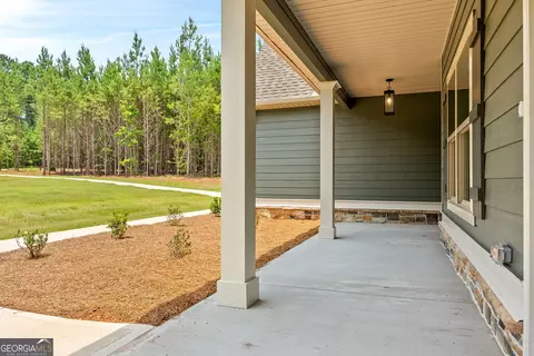 Exterior - 969 Thrash Rd #LOT 4, Lagrange, GA 30241 photo 3 of 4