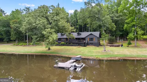 140 Country Ln, Newnan, GA 30263