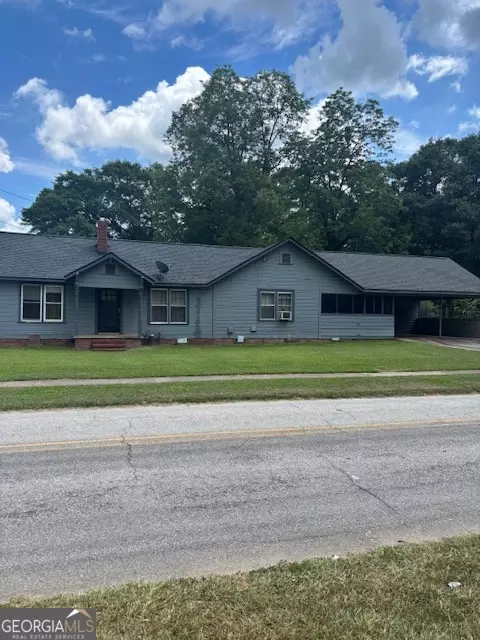 209 Georgia Ave, Winder, GA 30680