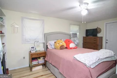 Bedroom - 164 Peach Rd, Byron, GA 31008 photo 1 of 7