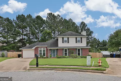 1823 Saffron Ct, Columbus, GA 31909