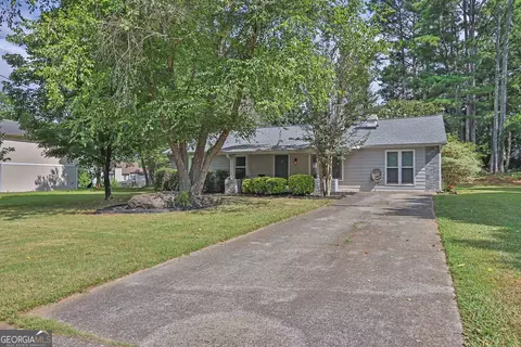 2845 Sawgrass Trl SW, Lilburn, GA 30047