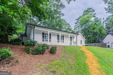 9201 Melody Cir SW, Covington, GA 30014
