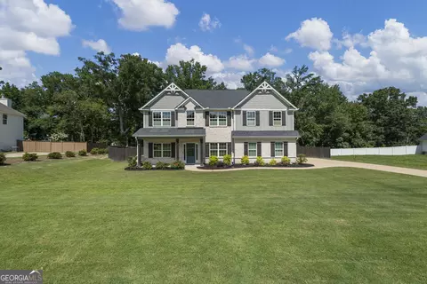 231 Maple Lakes Dr, Cataula, GA 31804