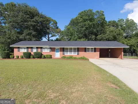 39 Hillbright St, Hawkinsville, GA 31036