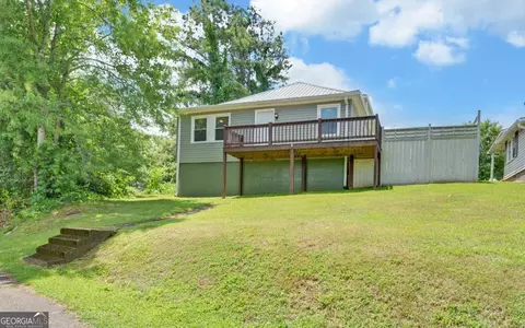 123 College St, Ducktown, TN 37326