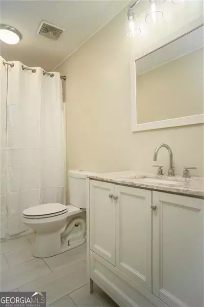 Bath - 1957 Bellview Rd, Rockmart, GA 30153 photo 1 of 1