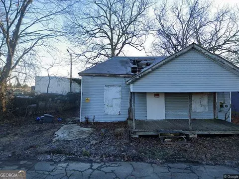 3200 Magnolia St, East Point, GA 30344