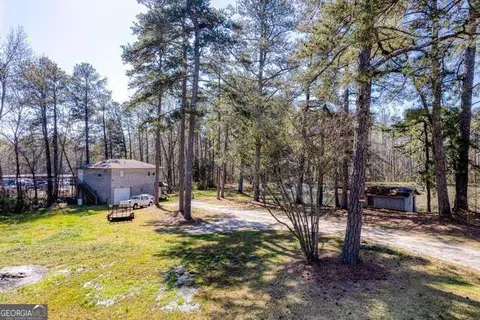 11041 Veterans Memorial Hwy, Lithia Springs, GA 30122