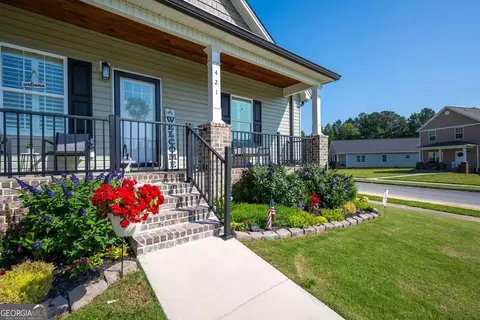 421 Coahulla Creek Dr, Dalton, GA 30721