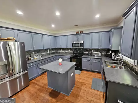 Kitchen - 357 Winthrop Ln, Mcdonough, GA 30253 photo 4 of 4