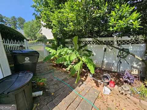 Exterior - 357 Winthrop Ln, Mcdonough, GA 30253 photo 8 of 38