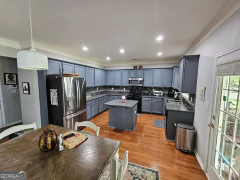 Kitchen - 357 Winthrop Ln, Mcdonough, GA 30253 photo 3 of 4