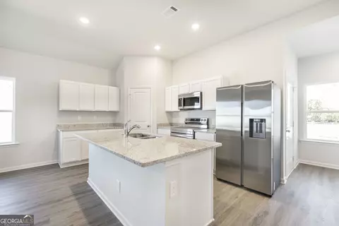 Kitchen - 110 Monroe Ct, Byron, GA 31008 photo 1 of 4