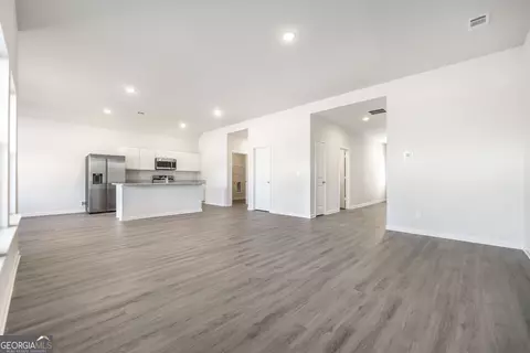 112 Monroe Ct, Byron, GA 31008 photo 6