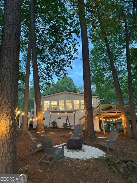 Exterior - 414 Lakeside Trl, Toccoa, GA 30577 photo 5 of 7