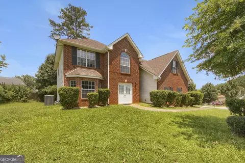 6010 Crooked Creek Dr, Rex, GA 30273