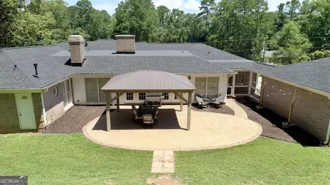 Exterior - 805 Camellia Dr, Lagrange, GA 30240 photo 2 of 3