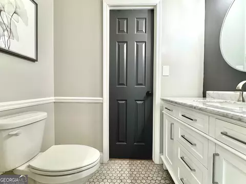 Bath - 805 Camellia Dr, Lagrange, GA 30240 photo 5 of 5