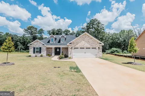 168 Overton Dr, Perry, GA 31069