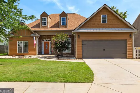 407 Stillwood Dr, Newnan, GA 30265
