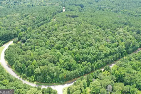 261 Retreat Trl, Lagrange, GA 30240