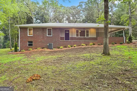 221 Yonah Dr, Clarkesville, GA 30523