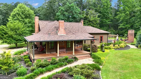 1814 Minix Rd, Sharpsburg, GA 30277
