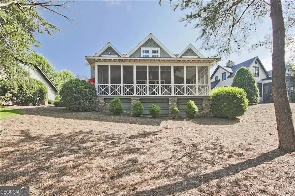 Exterior - 109 Coneflower Ln, Toccoa, GA 30577 photo 5 of 12