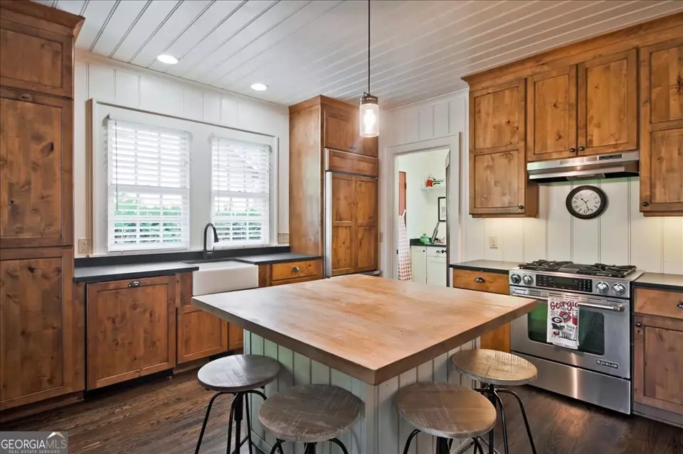Kitchen - 109 Coneflower Ln, Toccoa, GA 30577 photo 1 of 4