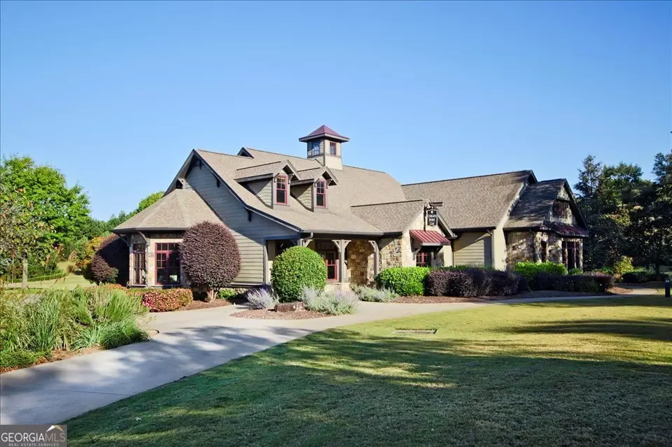 Exterior - 109 Coneflower Ln, Toccoa, GA 30577 photo 9 of 12