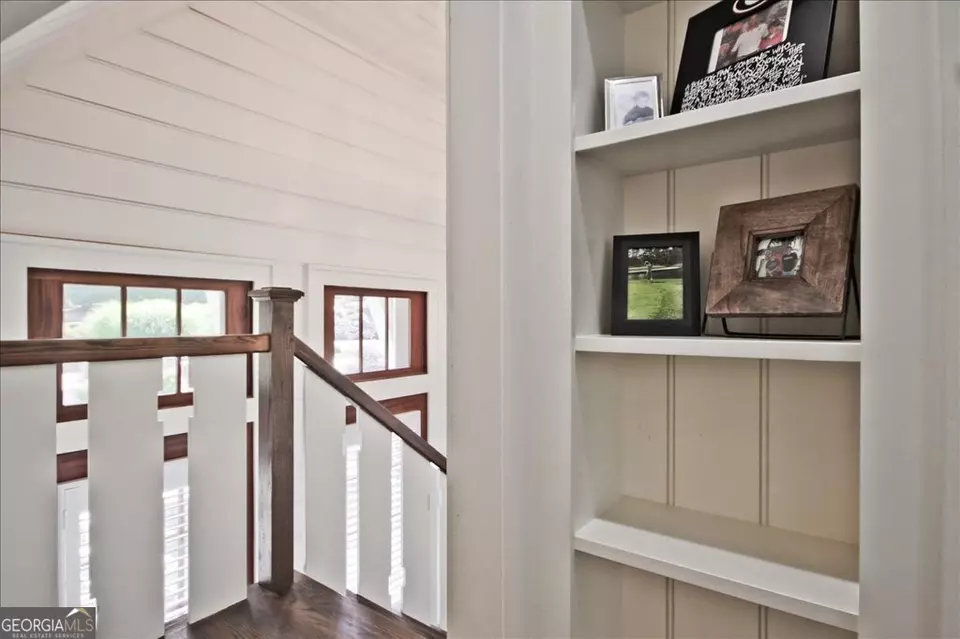 Entry Way - 109 Coneflower Ln, Toccoa, GA 30577 photo 5 of 5