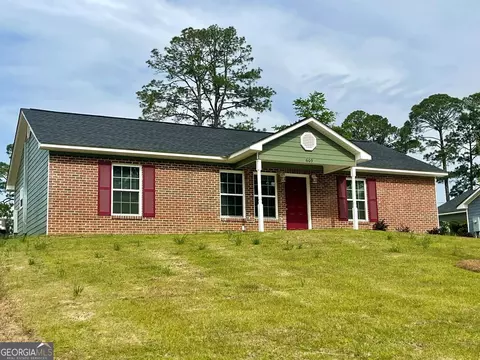 609 N Jefferson Dr, Sylvester, GA 31791