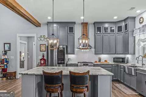 Kitchen - 218 Willow Ridge Ln, Jackson, GA 30233 photo 3 of 5