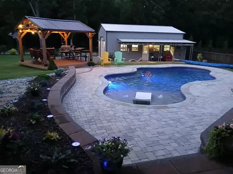 Exterior - 218 Willow Ridge Ln, Jackson, GA 30233 photo 13 of 15