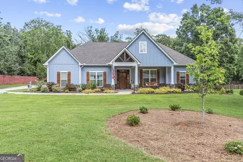 Exterior - 218 Willow Ridge Ln, Jackson, GA 30233 photo 1 of 15