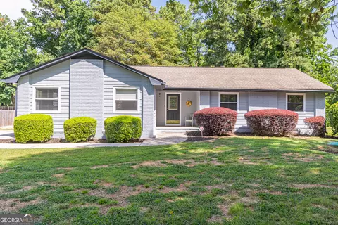 1241 Sommerset Dr, Lawrenceville, GA 30043