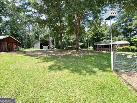 Exterior - 2995 Hogansville Rd, Lagrange, GA 30241 photo 11 of 18