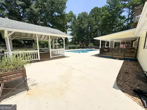 Exterior - 2995 Hogansville Rd, Lagrange, GA 30241 photo 6 of 18